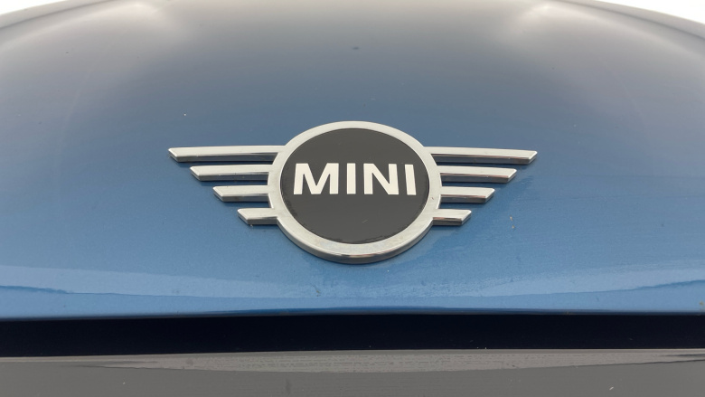 MINI Hatchback 1.5 Cooper Classic 5dr Petrol Hatchback